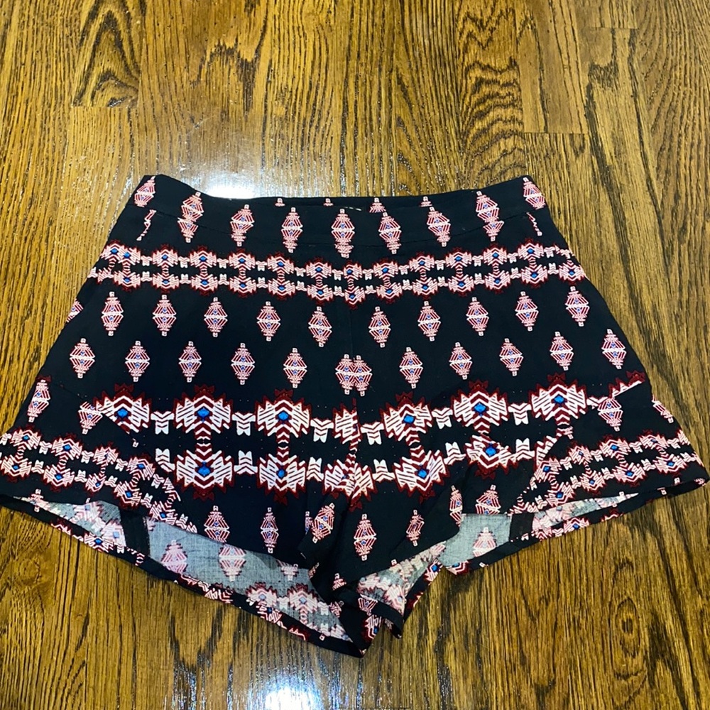Express Tribal Patterned Shorts - image 1